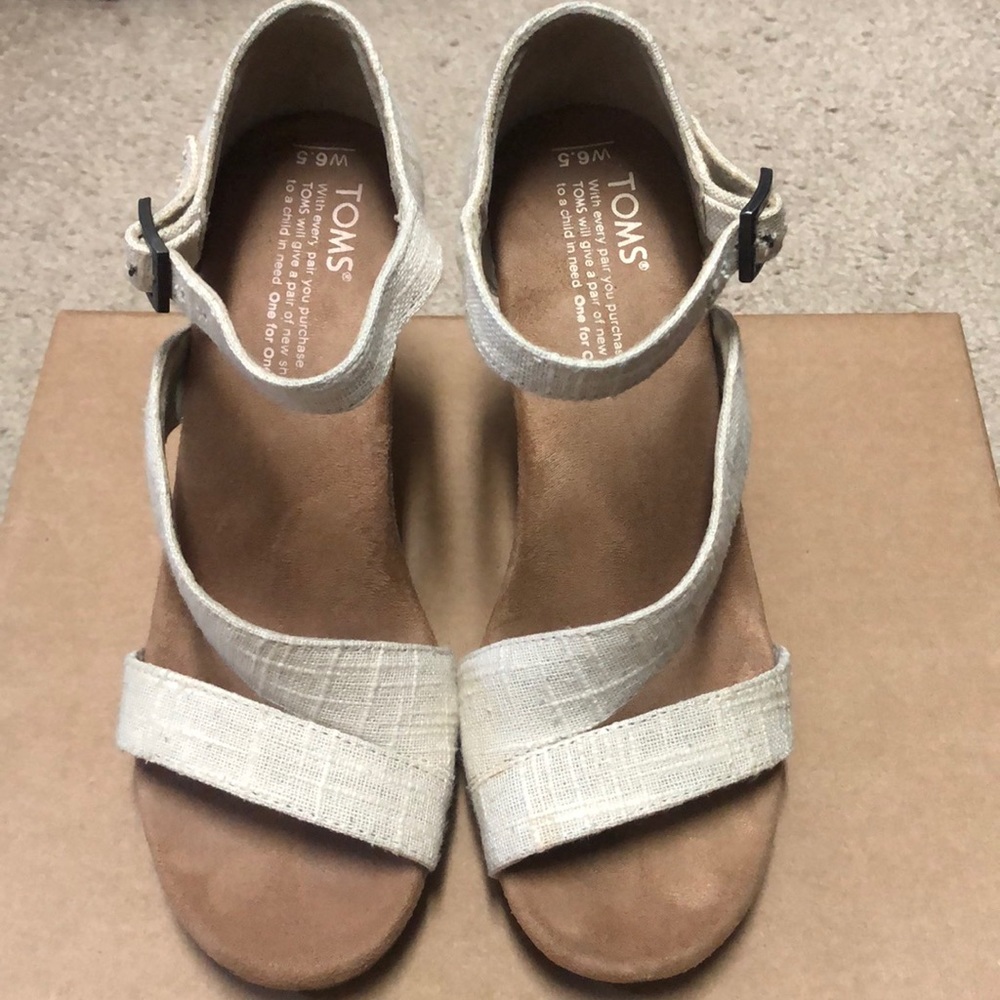 Tom’s wedge